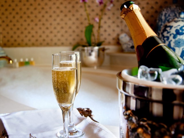 Champagne bath