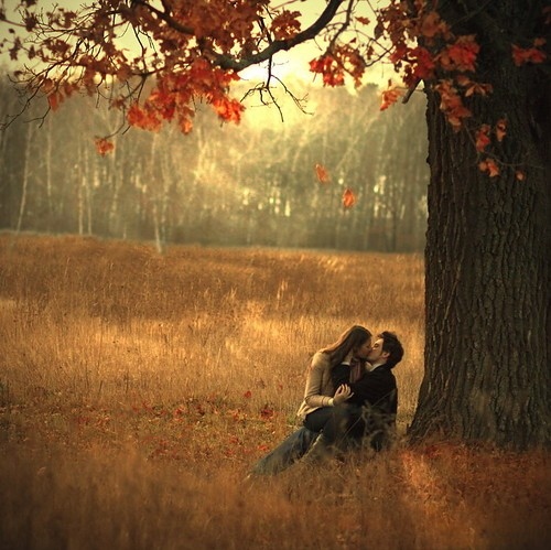 autumn-kiss-2
